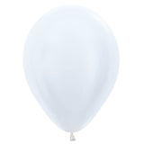 White latex balloon.